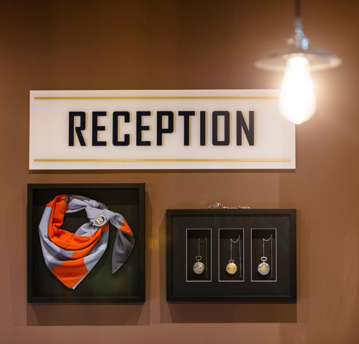 Hotel Leo Station, Villa Et Annexes Bastogne Zewnętrze zdjęcie